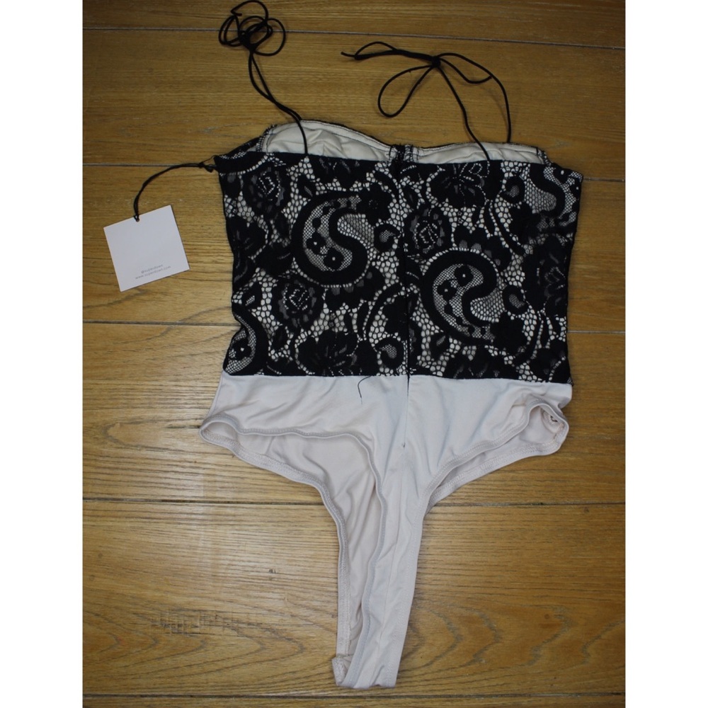 SOLD. Revolve Superdown NWT Stasia Lace Bodysuit XS - Picture 10 of 11